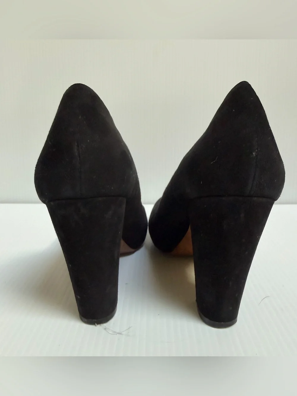Madewell Black Suede Block Heel Pump